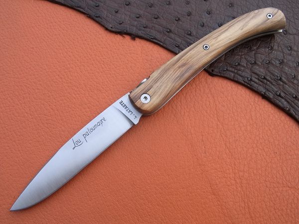 Couteau Lou paloumayre pliant manche en olivier lame acier 