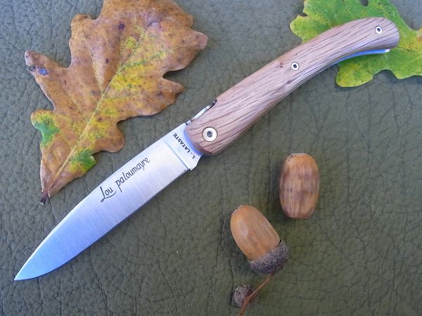 Couteau Lou paloumayre pliant manche en chêne