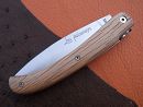 Couteau Lou paloumayre pliant manche en chêne lame acier